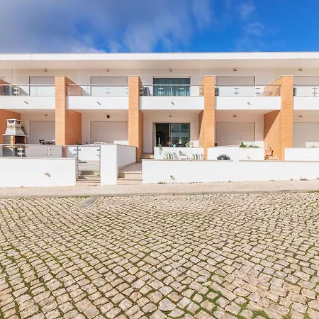 White By Homing Vila Albufeira
