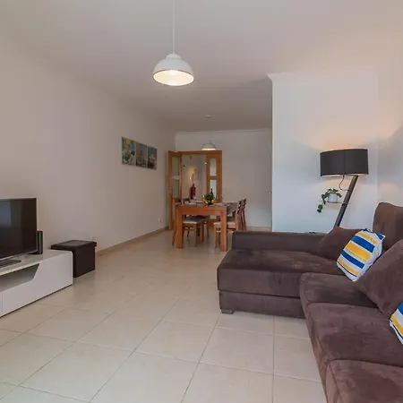 White By Homing * Albufeira